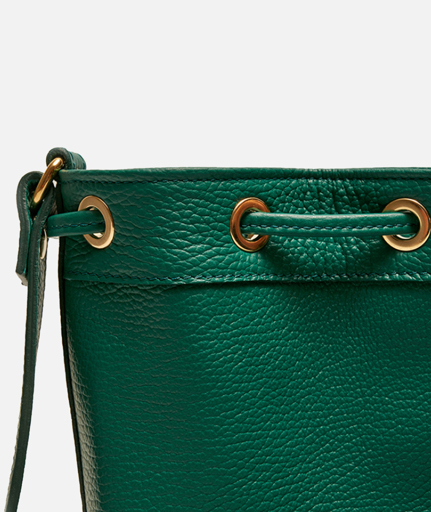 Amira Bucket Bag Avocado