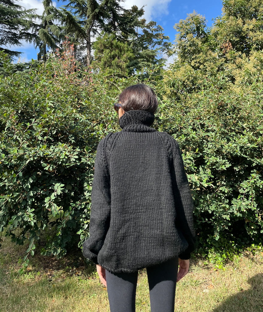 Blackbeard Pullover
