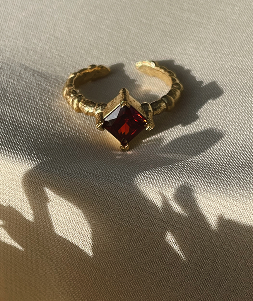 Nova-Y-z-k Nova Ring