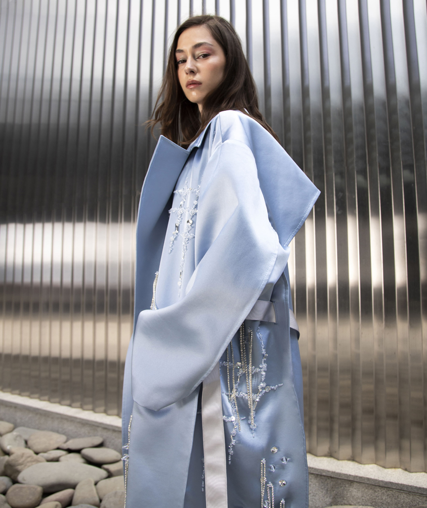 68nGwykxxaTORAB Alice Trenchcoat