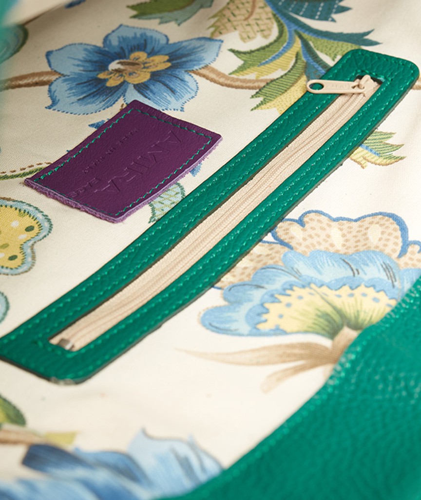 Amira Bucket Bag Avocado