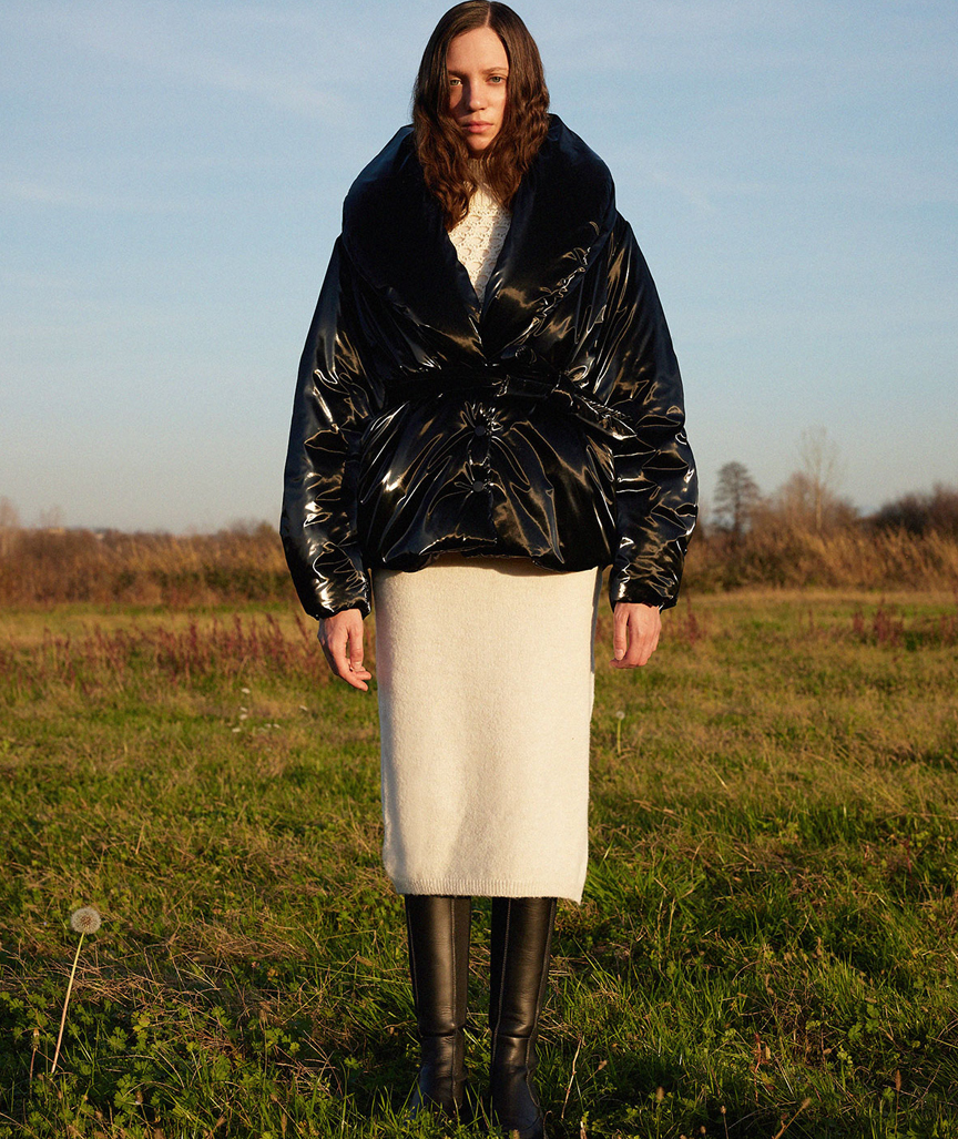 Supermassive Black Hole Puffer Coat
