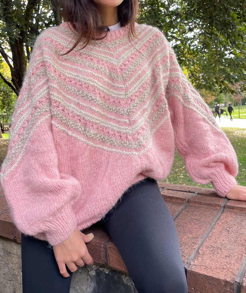 Madame Cheng Pullover