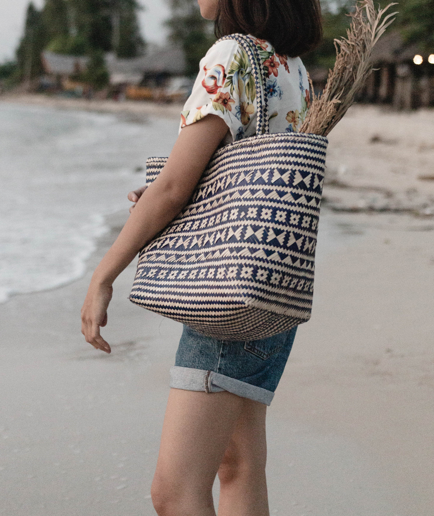 3sZGplmyuHQewo Kidul Handtasche