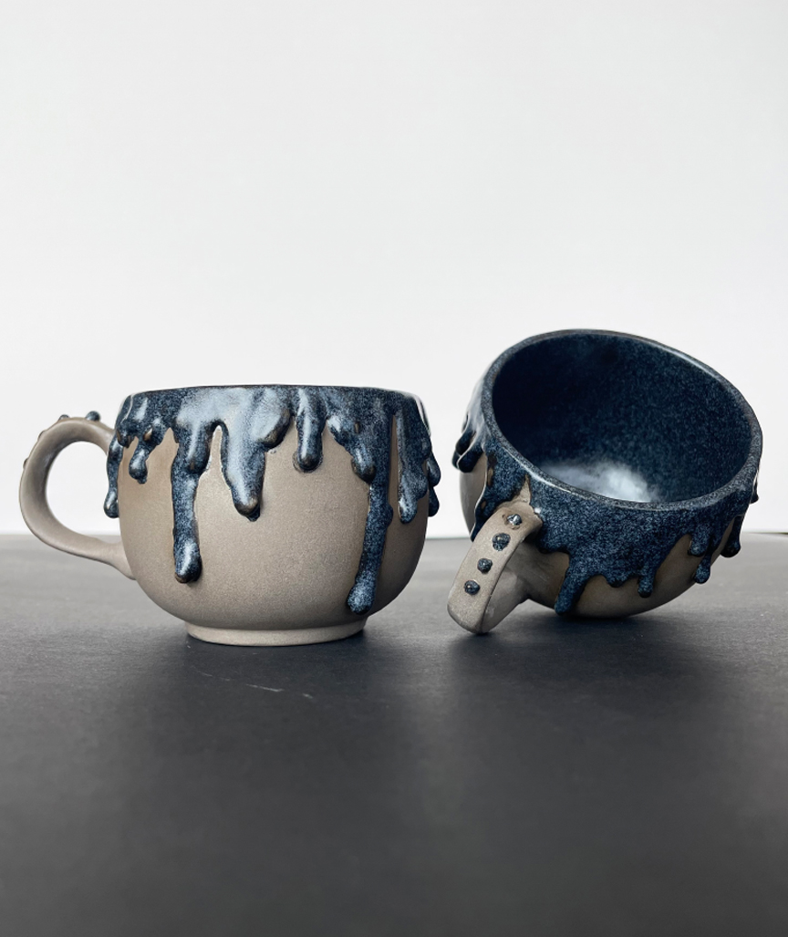 46GGsck1EpNdAGN Mitternachtsblaue Tasse mit Tropfen