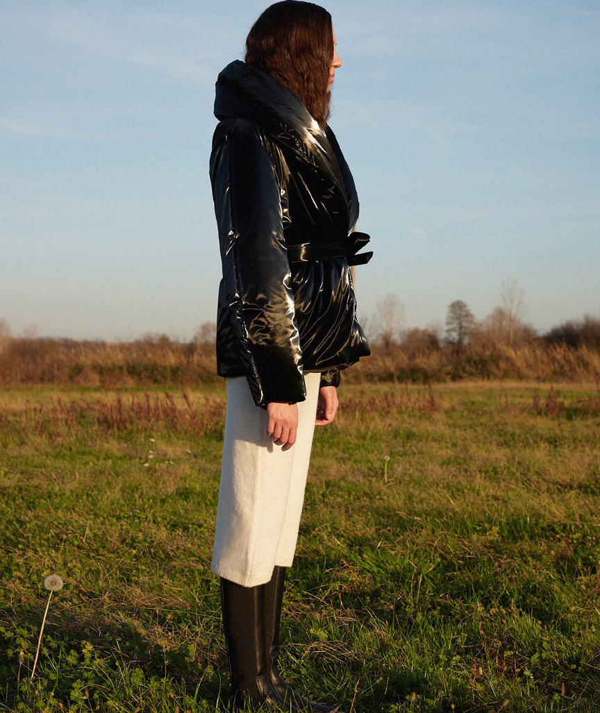 Supermassive Black Hole Puffer Coat