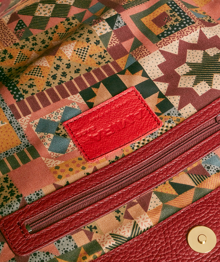 AMIRA_15 Amira Shopper Cranberry