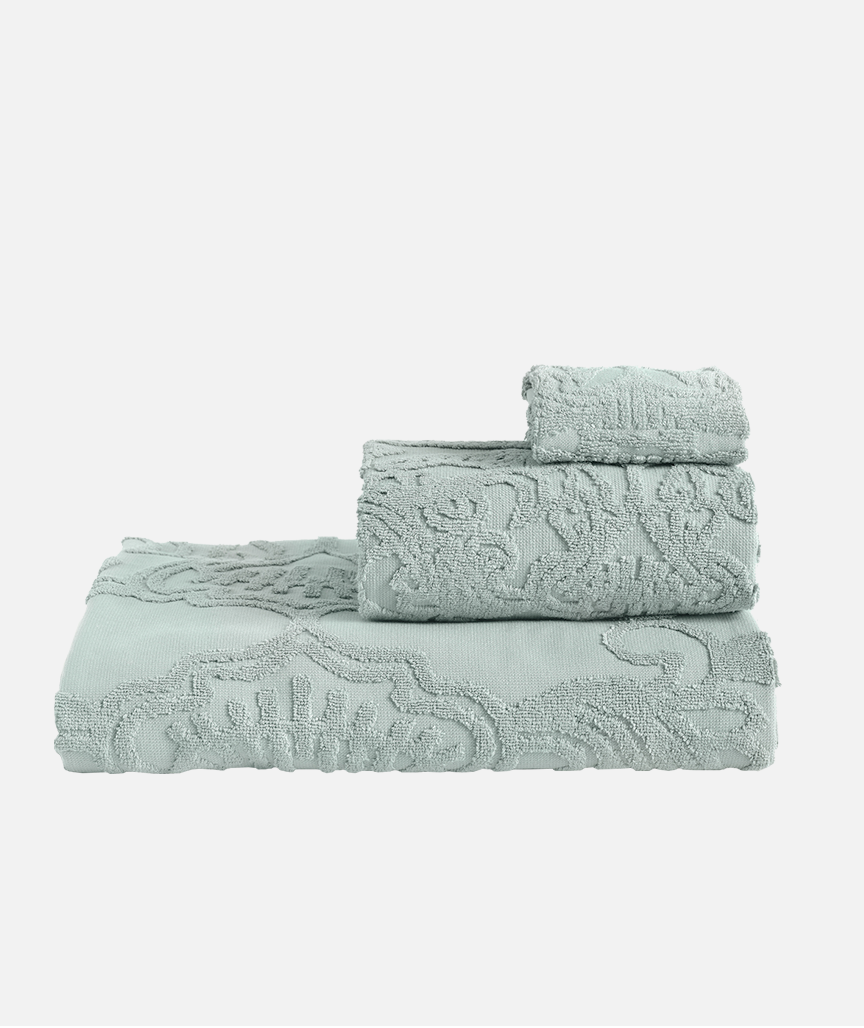 Jacquard shower & bath towel in 5 colours