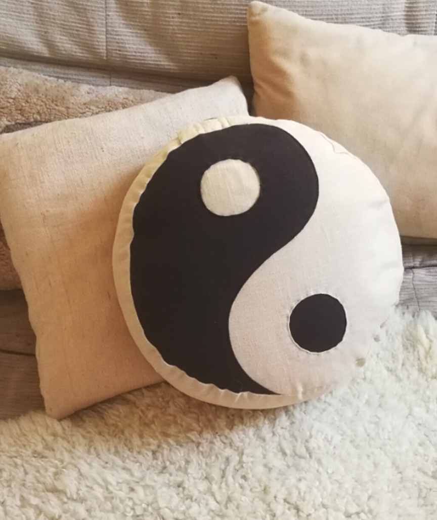 Meditation Pillow Yin Yang Classics