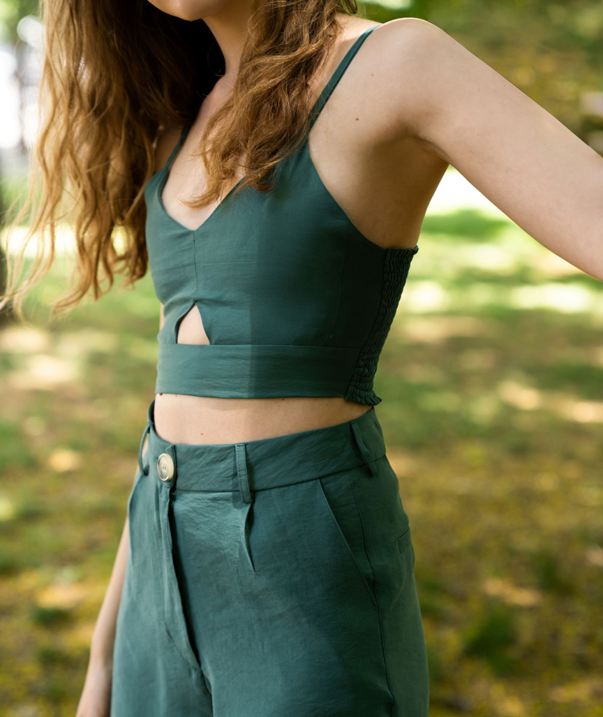 Crop-Top mit dünnen Trägern